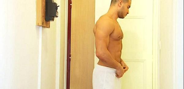  farid a real str8 arab guy gets wanked his huge cock in a shower !